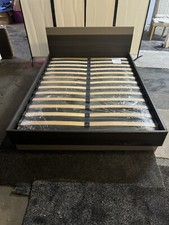 Demeyere double bed wooden